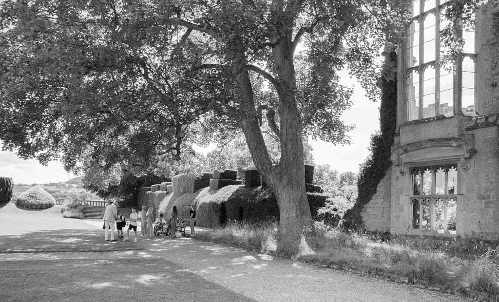 Sudeley Castle Recommended Wedding Photographer Nikki Kirk