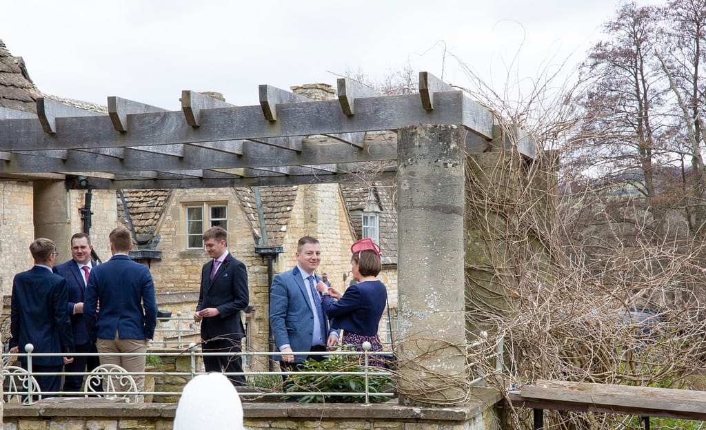 Cotswolds Micro Wedding Photographer Nikki Kirk QGWP