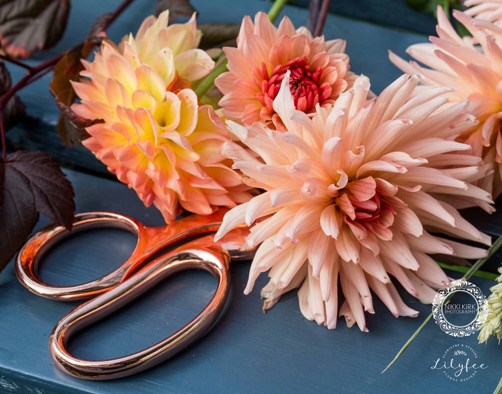 Autumn-wedding-ideas-documentary-wedding-photographer-Nikki-Kirk-Photography-Gloucestershire