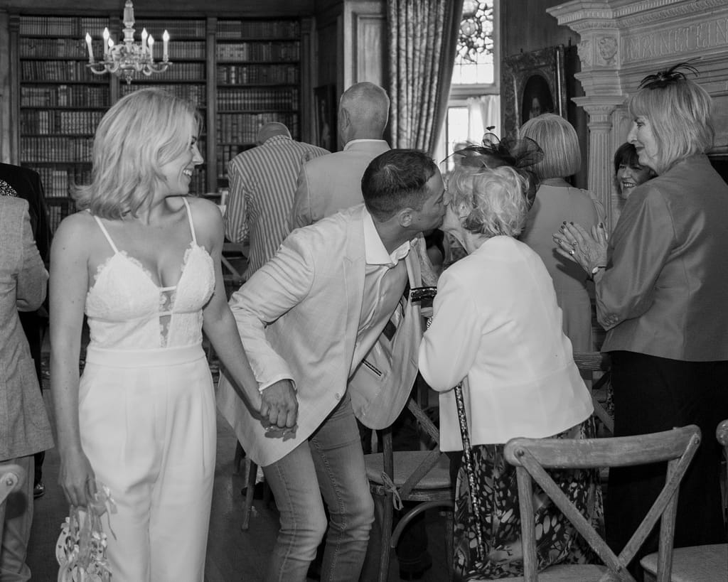 Sudeley Castle Recommended Wedding Photographer Nikki Kirk