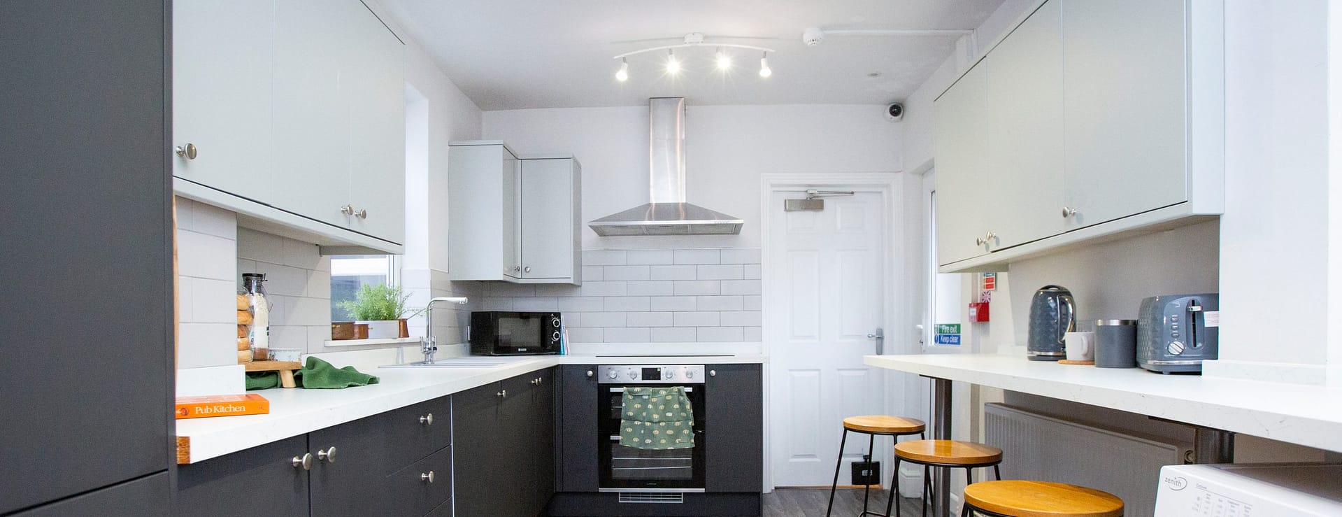 Interiors Photographer Nikki Kirk