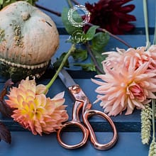 Nikki-Kirk-Photography-Autumn-wedding-style