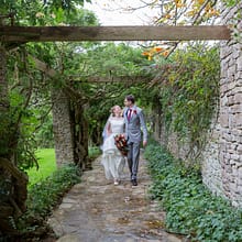 Gloucestershire wedding photographer Nikki Kirlk