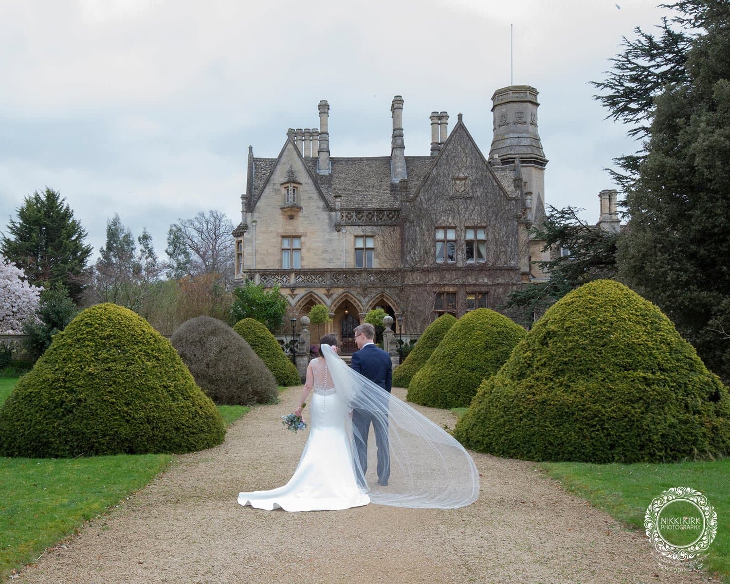 Nikki-Kirk-Photography-wedding-photographer-Manor-by-the-Lake