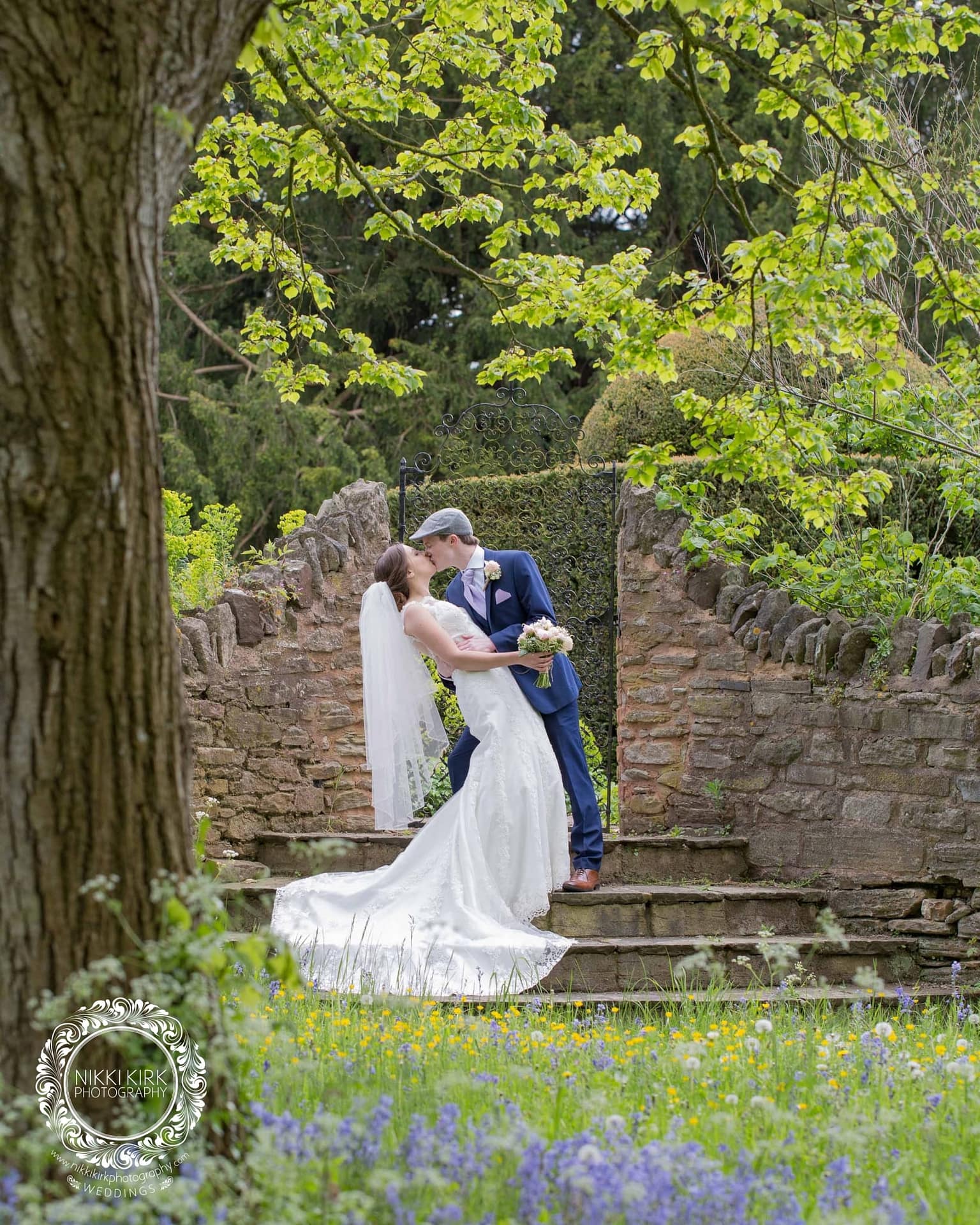Birtsmorton-CourtiWedding photographer-Nikki-Kirk-Photography