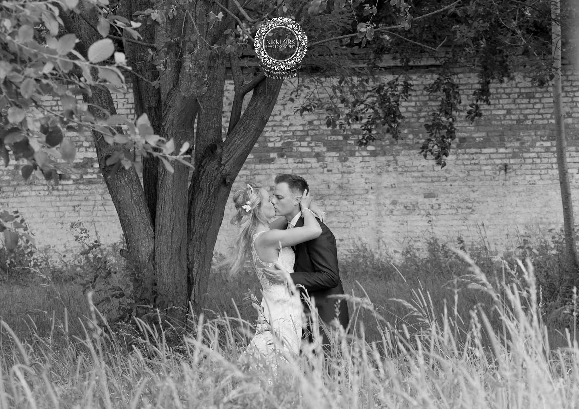 Eastington-Park-wedding-photographer-Nikki-Kirk-Photography