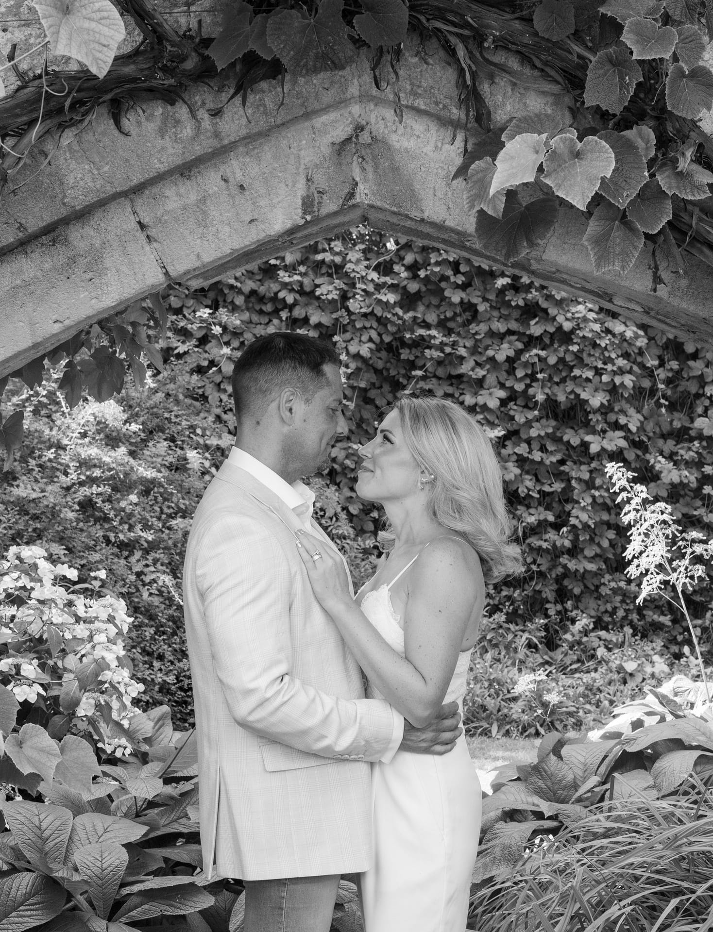 Sudeley Castle Recommended Wedding Photographer Nikki Kirk