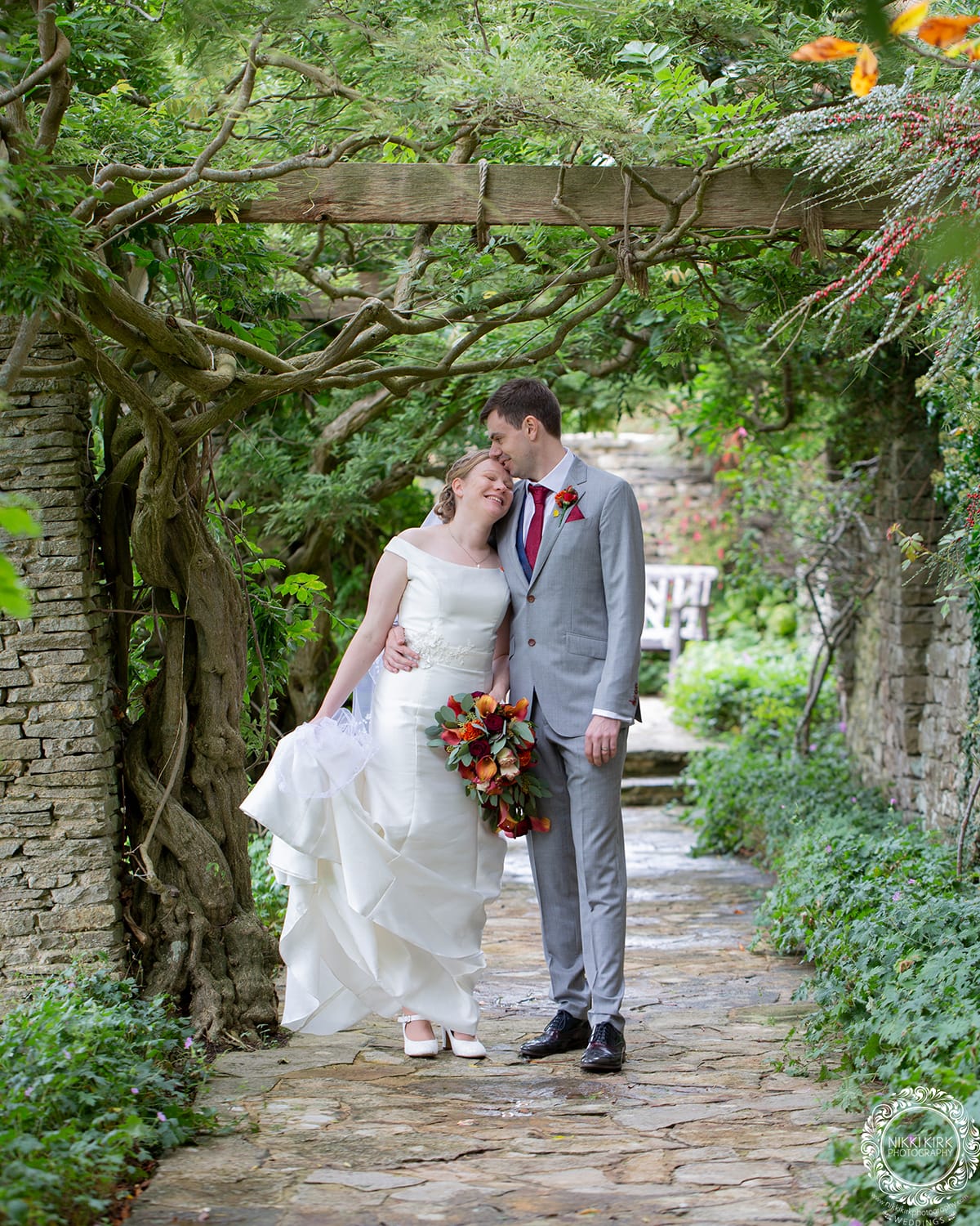 Glenfall House Wedding Gloucestershire and Cotswolds wedding photography