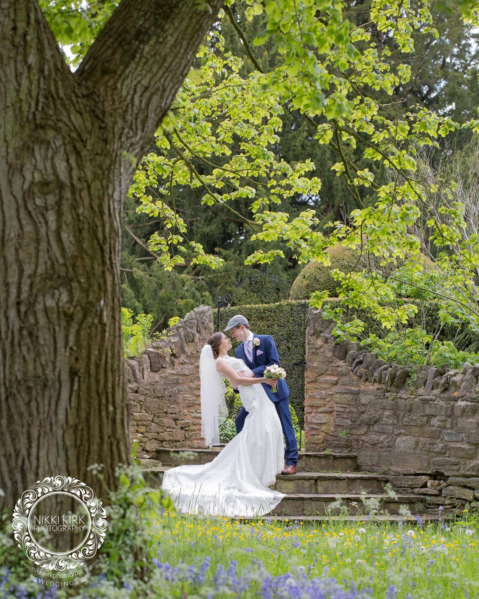 Birtsmorton Court Wedding photographer Nikki Kirk Photography