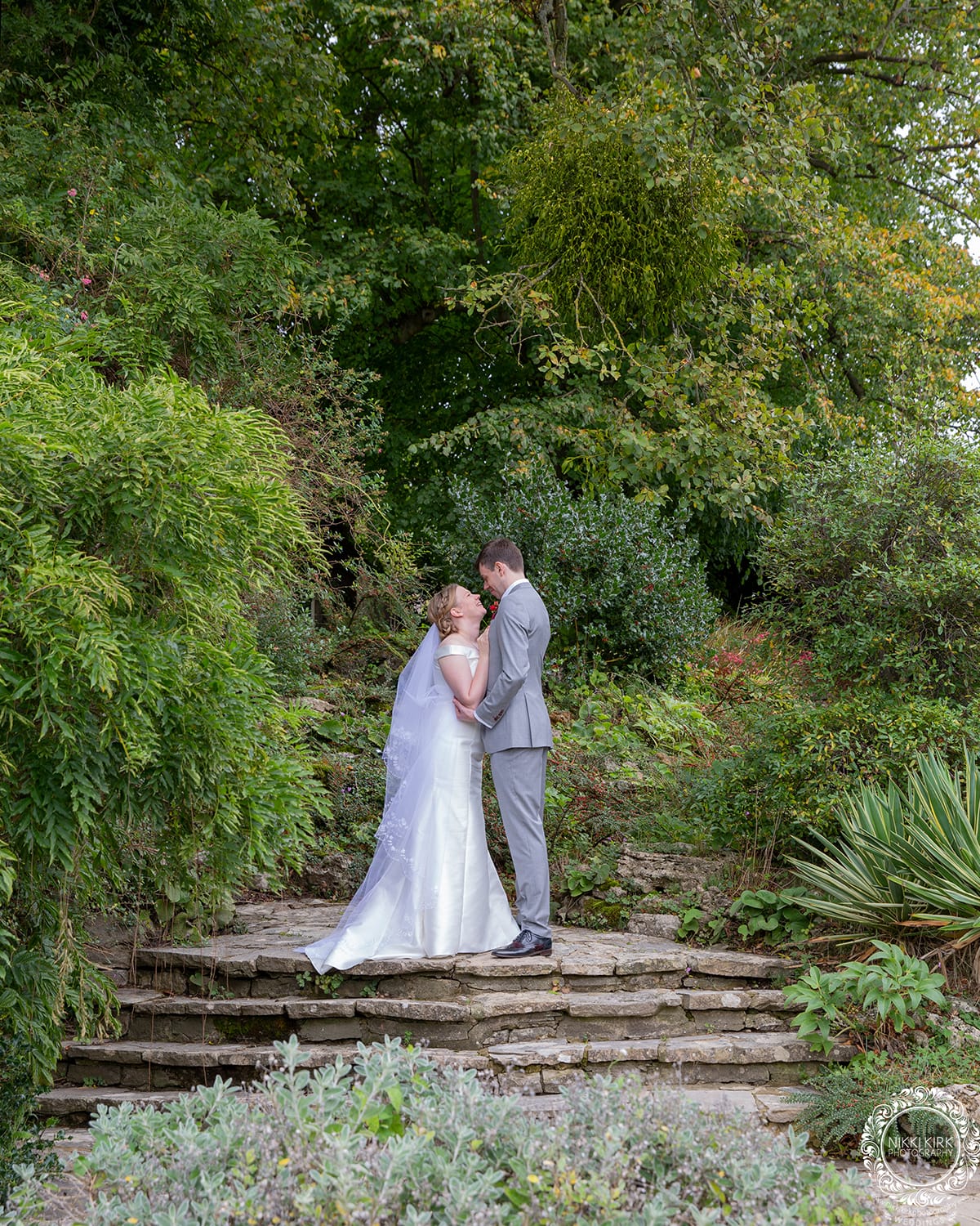 Glenfall House Wedding Gloucestershire and Cotswolds wedding photography